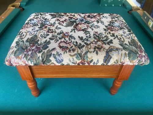 Vntg wooden floral tapestry - floral,
